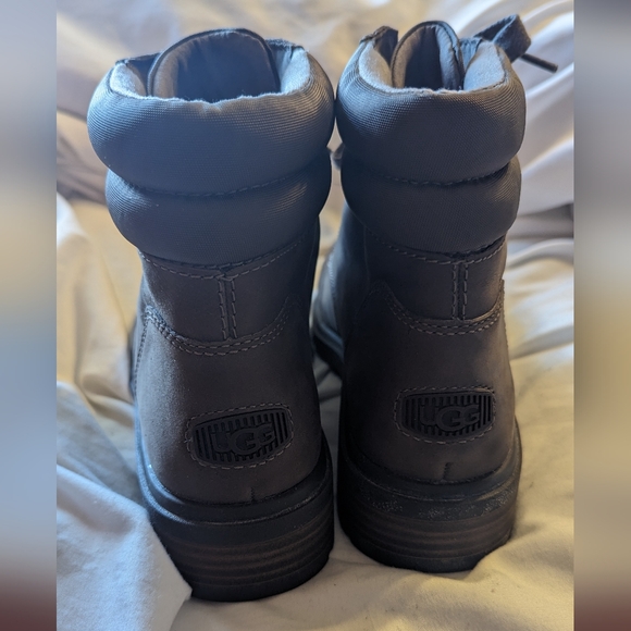 Ugg Harrison Boot - Picture 6 of 15